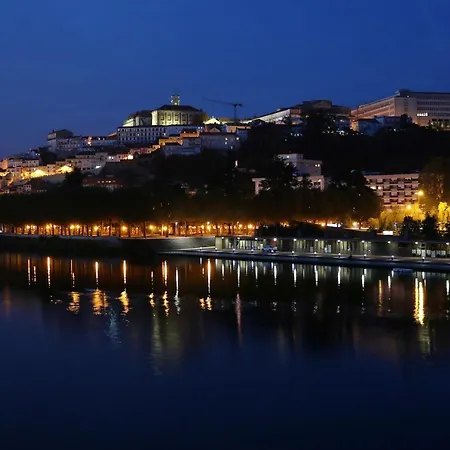 Cozy House In Seia With Fireplace