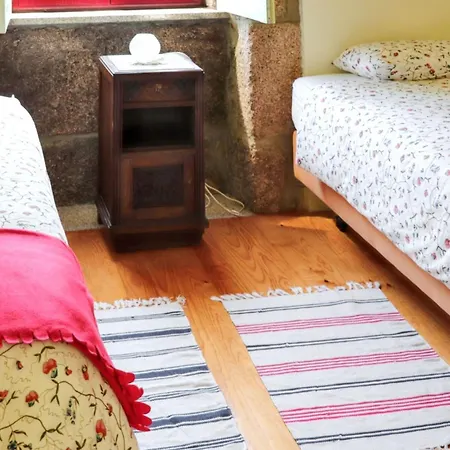 Cozy House In Seia With Fireplace * Faia