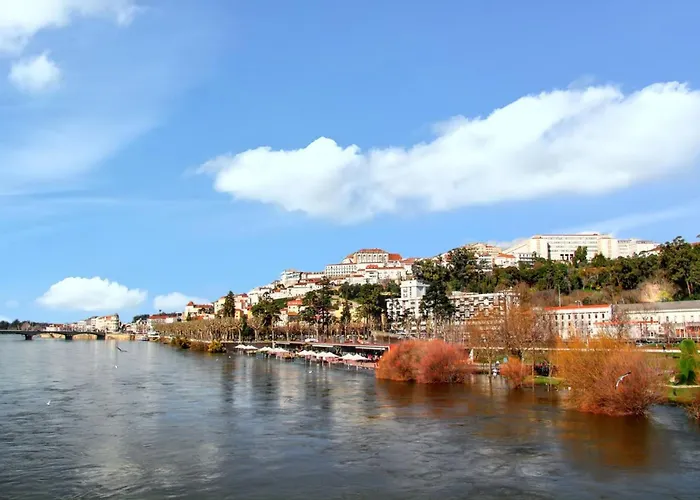 Cozy House In Seia With Fireplace Nyaraló *